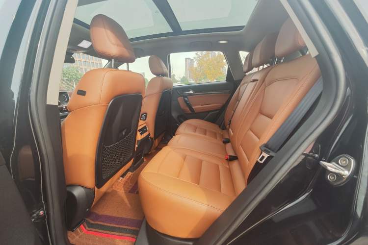 Used Zotye T600 Coupe 2017 1.5T Automatic Luxury Model Left Rear Seat