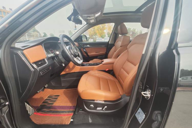 Used Zotye T600 Coupe 2017 1.5T Automatic Luxury Model Left Front Seat