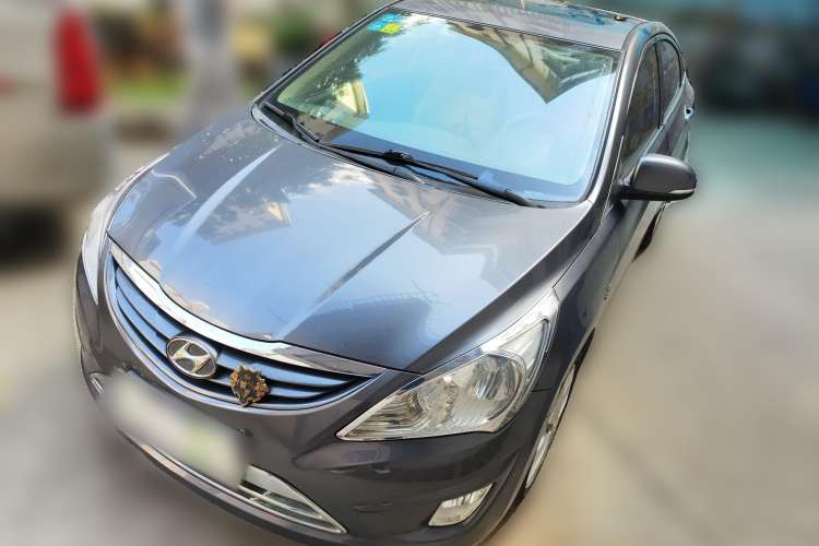 Used Hyundai Verna (older generation) 2010 Sedan 1.4L Automatic Luxury GLS Trim