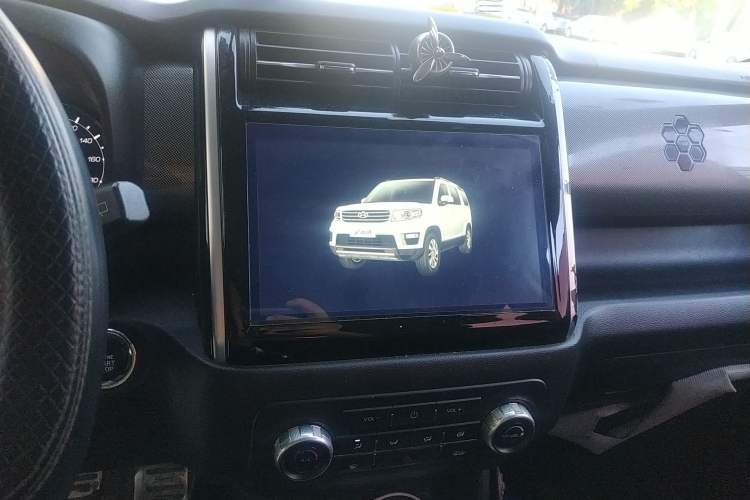 Used CHANGAN OSHAN X70A 2018 1.5L Manual Luxury Model