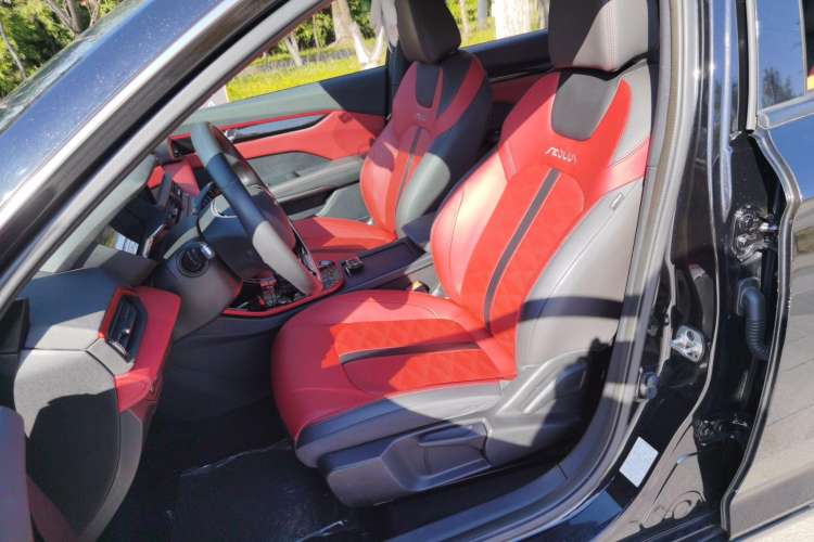 Used Dongfeng Aeolus Yixuan 2021 230T Automatic Zuiying Knight Edition