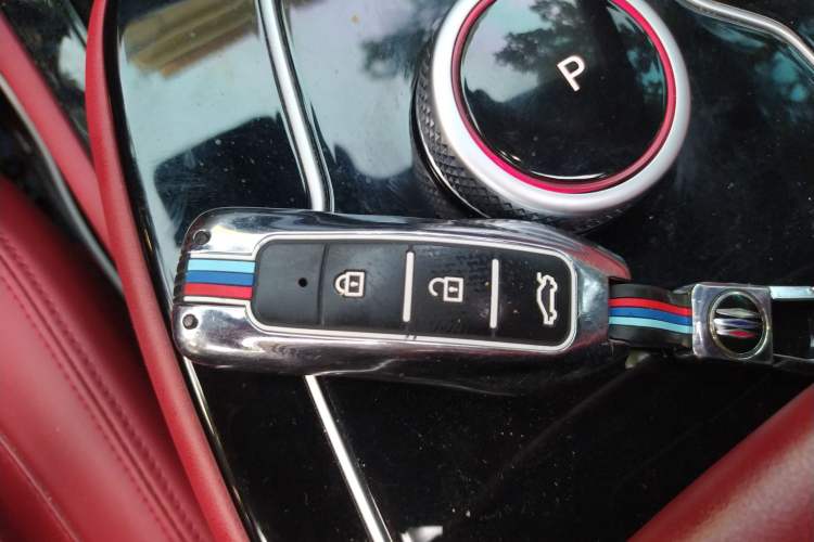 Used SERES SF5 2021 Huawei Smart Selection Four-Wheel Drive Edition
