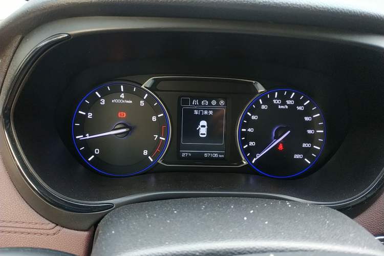 Used Changan Lingxuan 2017 1.6L Manual Elite Model
