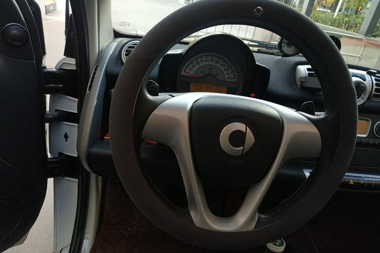 Used smart fortwo 2011 1.0T Hardtop Passion Edition