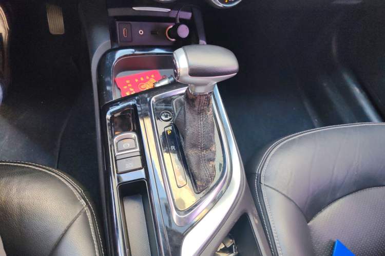 Used GAC Trumpchi GA6 2016 235T DCT Luxury Edition
