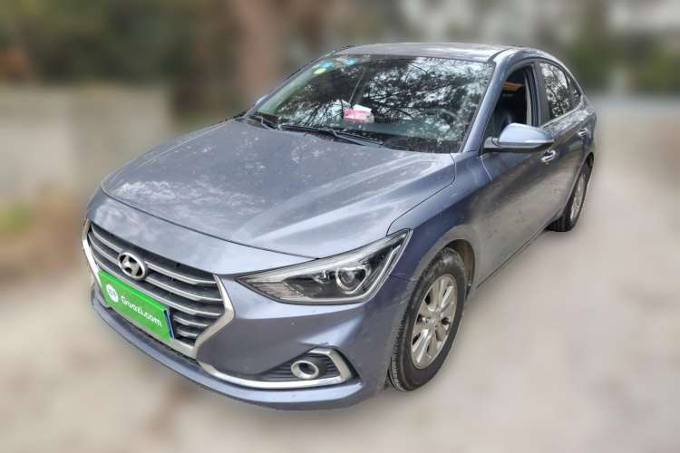 Used Hyundai Celesta 2017 1.6L Manual Joyful Edition DLX