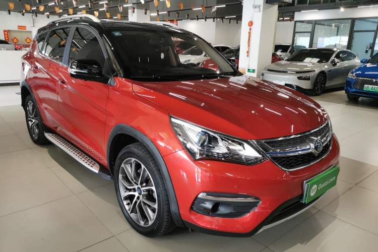 Used BYD Song New Energy 2017 Song DM 1.5TID All-Wheel Drive Luxury Model

