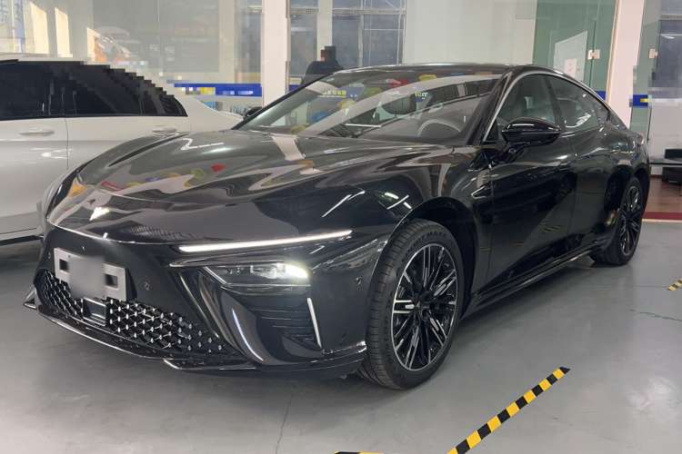 Used NETA S 2022 Extended-Range Version 1160 km Range Rear-Wheel-Drive Compact Edition