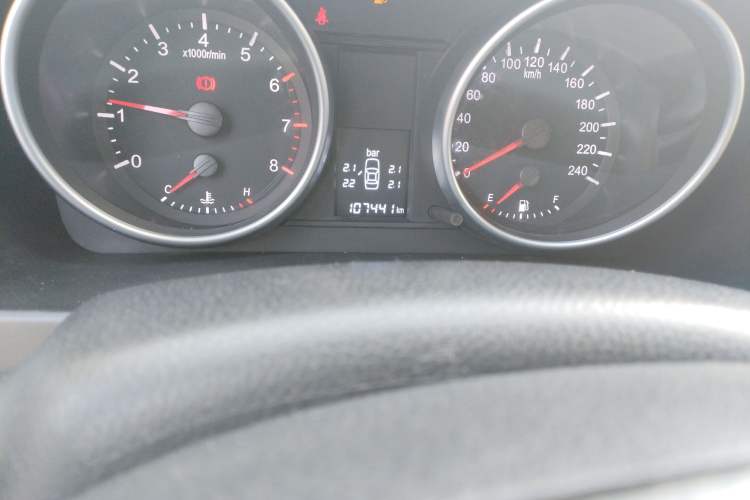 Used Haval H6 2011 2.0L Manual Two-Wheel Drive Elite Version
