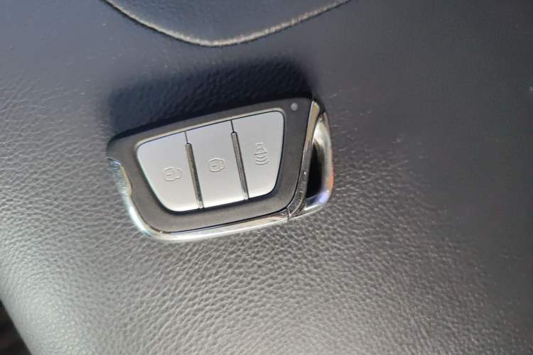 Used JAC iEV7S 2019 Luxury Smart Model