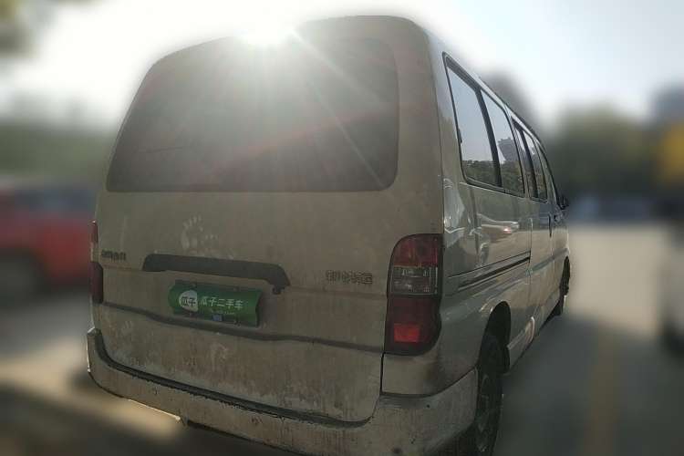 Used Jinbei Express 2017 2.0L Standard Version V19