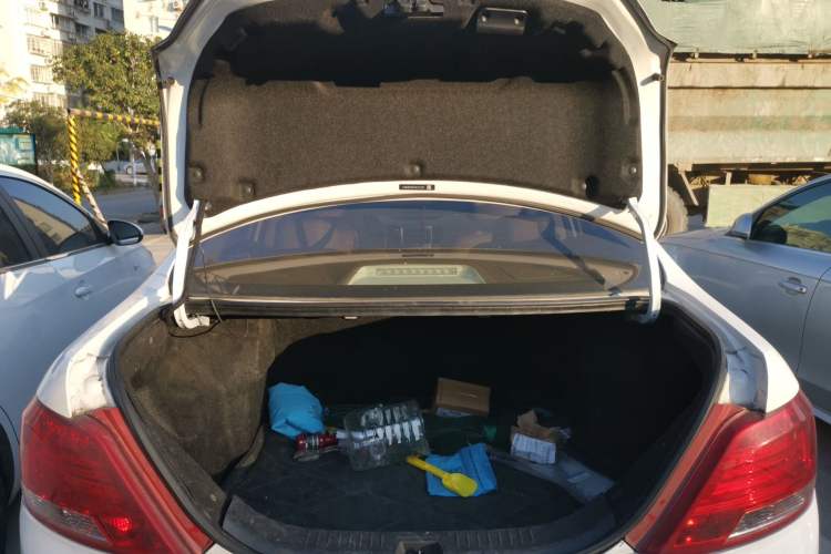 Used BYD e5 2018 450 Smart Connect Deluxe Edition
