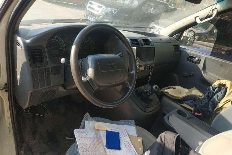 Used Jinbei Express 2017 2.0L Standard Version V19