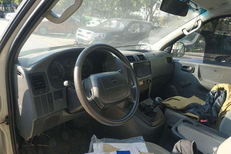 Used Jinbei Express 2017 2.0L Standard Version V19