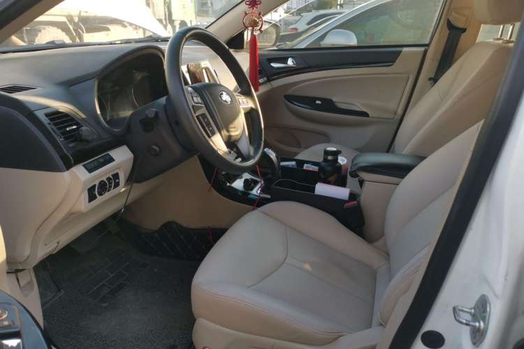 Used BYD e5 2018 450 Smart Connect Deluxe Edition
