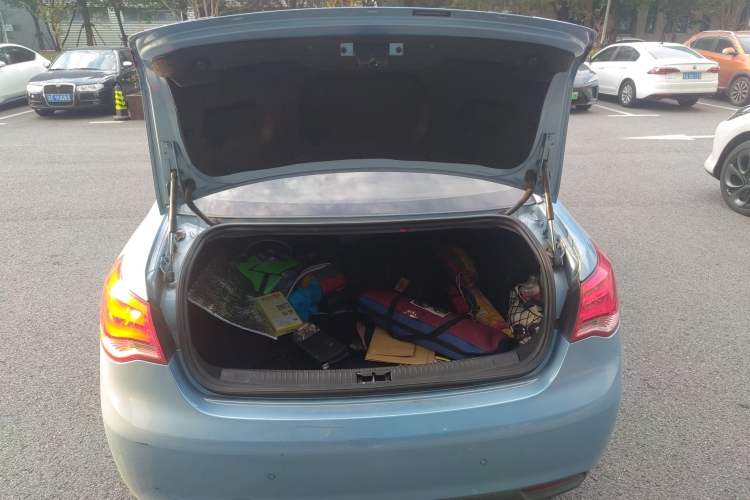 Used Roewe e550 2014 Flagship Edition
