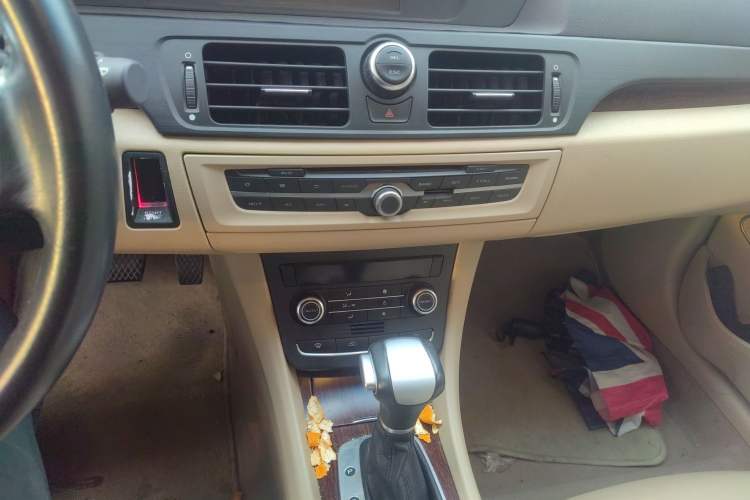 Used Roewe e550 2014 Flagship Edition
