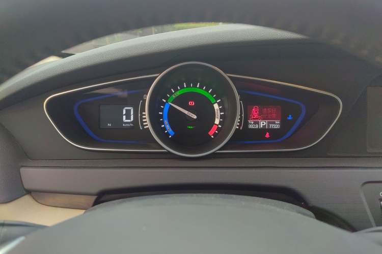 Used Roewe e550 2014 Flagship Edition
