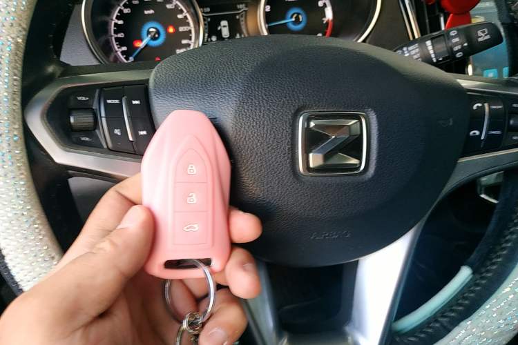 Used Zotye SR7 2016 1.5T CVT Cube Heart Edition China V Standard