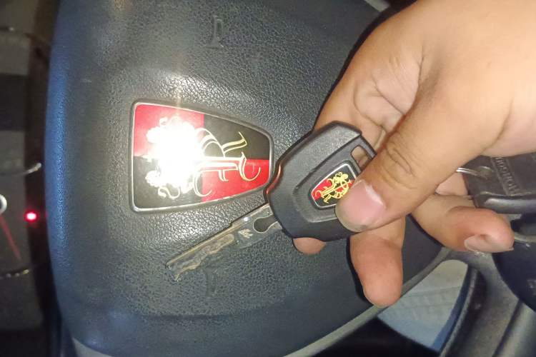 Used Roewe 350 2010 350C 1.5L Automatic Xunyi Edition

