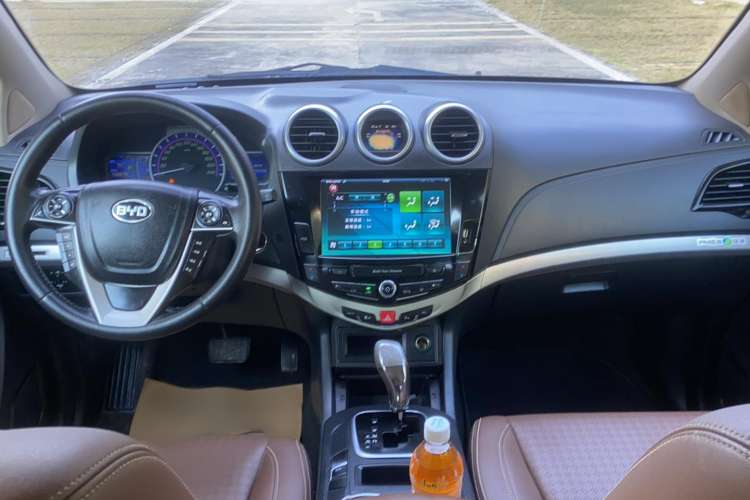 Used BYD S7 2015 2.0T Upgraded Automatic Luxury Version
