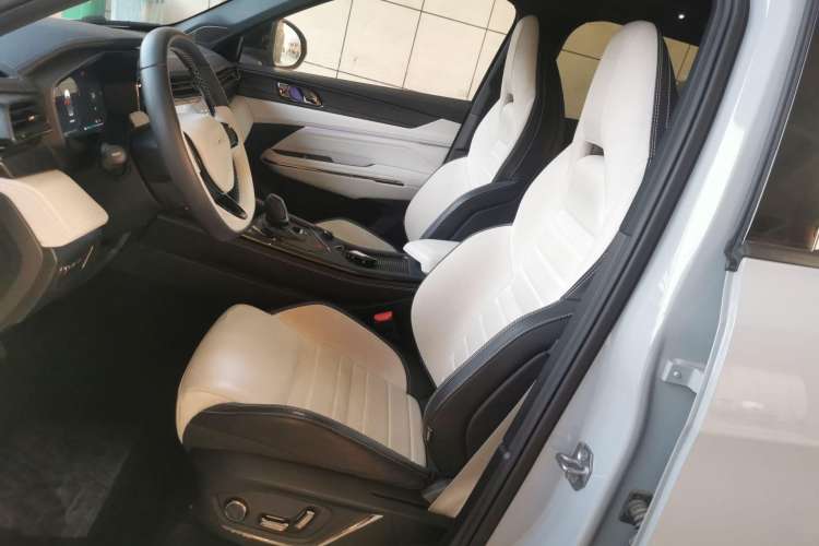 Used Lynk & Co 01 EM-P 2023 1.5TD EM-P Dawn Edition