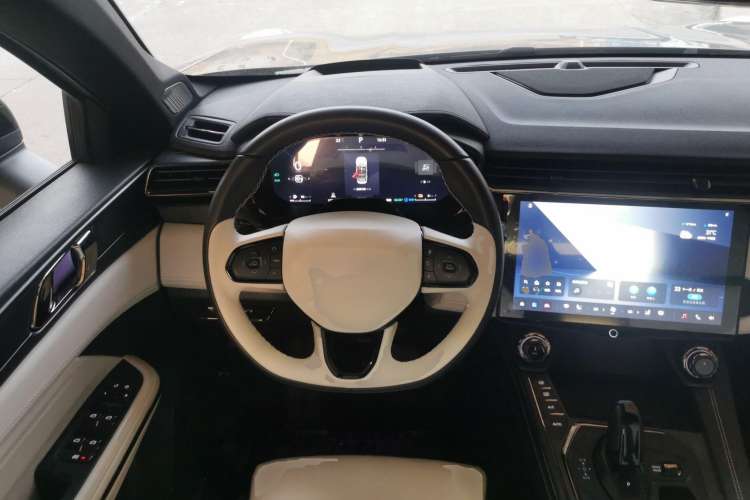 Used Lynk & Co 01 EM-P 2023 1.5TD EM-P Dawn Edition