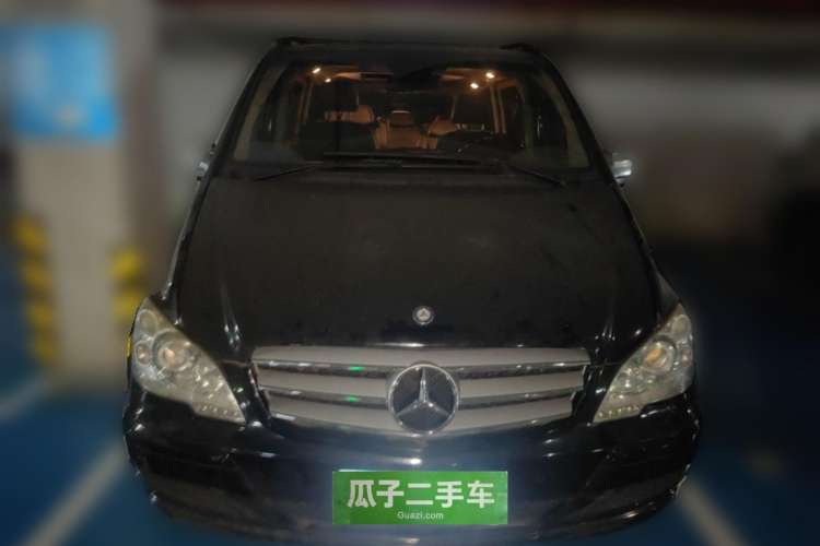 Used Mercedes-Benz Viano 2011 3.5L 125th Anniversary Edition 7 Seats Front