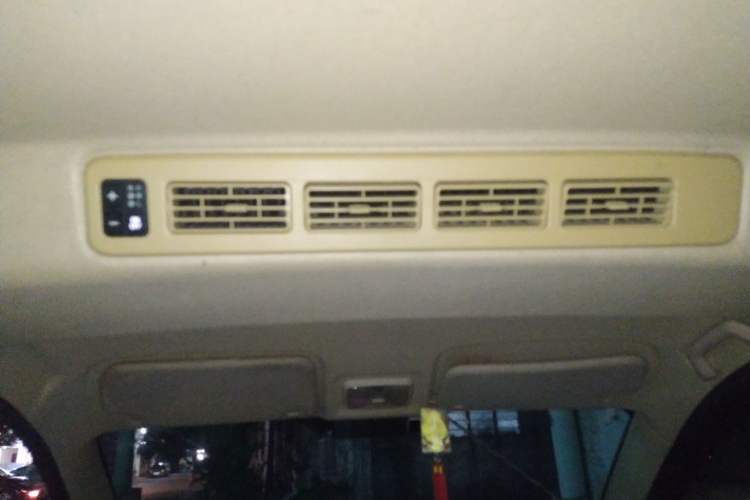 Used Dongfeng Fengon 370 2016 1.5L Manual Standard Edition SFG15-05 7 Seats
