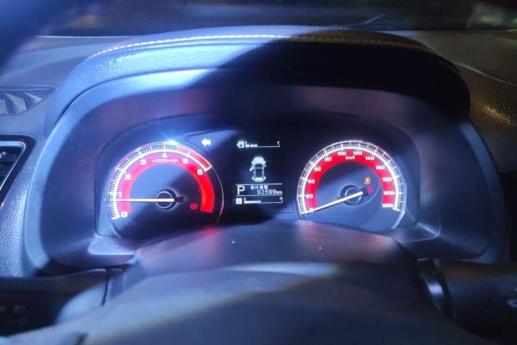 Used Isuzu D-MAX 2019 2.5T Four-Wheel Drive Automatic Base Version Extended Edition JE4D25Q5A