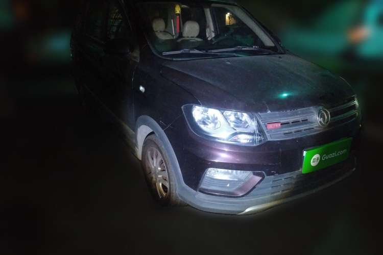 Used Dongfeng Fengon 370 2016 1.5L Manual Standard Edition SFG15-05 7 Seats
