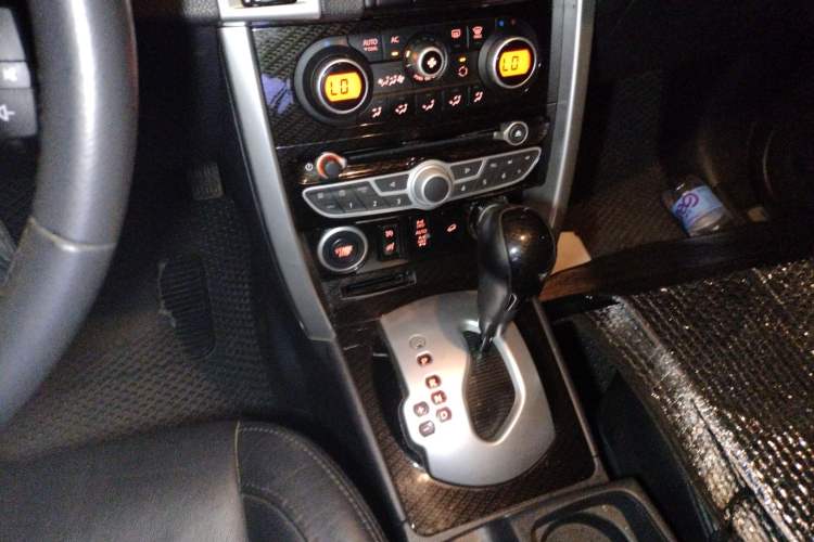 Used Renault Koleos 2010 2.5L 4x4 Luxury Version