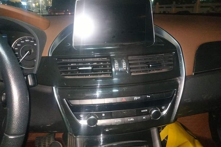 Used BORGWARD BX5 2017 25TGDI Automatic Two-Wheel Drive Sharp Model