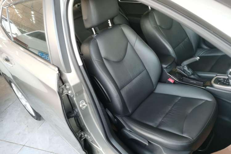 Used Citroen C4L 2014 1.6THP Intelligent Drive Automatic Dynamic Model