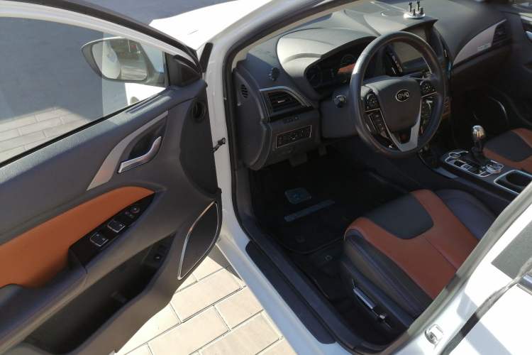 Used BYD Qin New Energy 2016 Qin EV300 Prestige Model