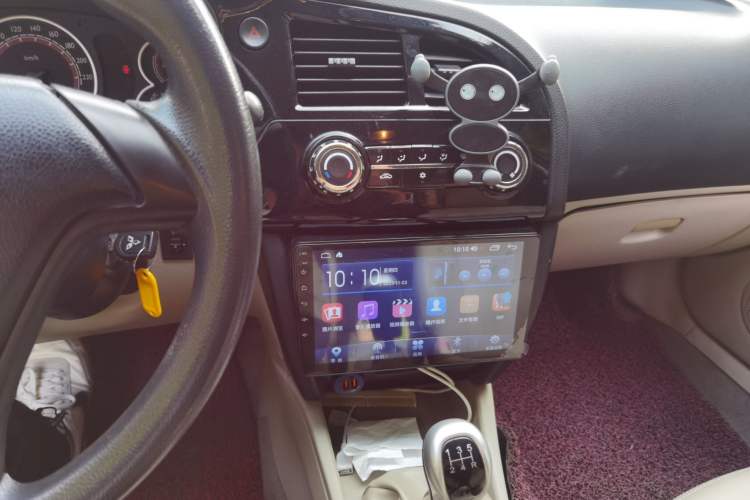 Used Soueast V3 Lingyue 2013 Revised Version 1.5L Manual – Affordable Edition Audio And AC Panel