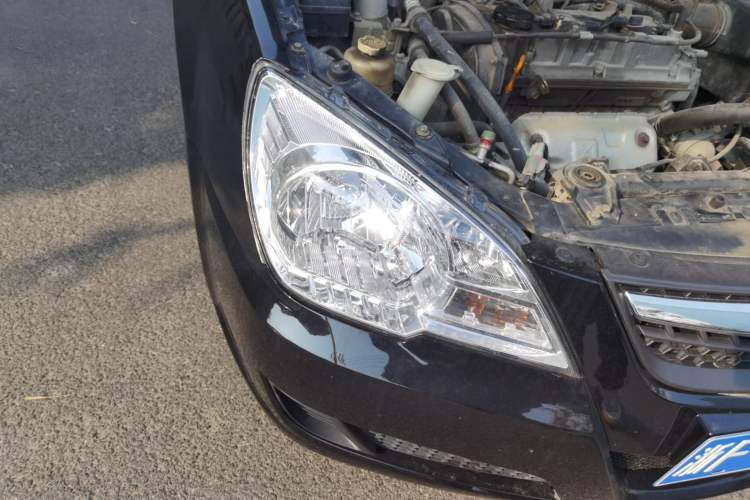 Used Soueast V3 Lingyue 2013 Revised Version 1.5L Manual – Affordable Edition Right Front Headlight