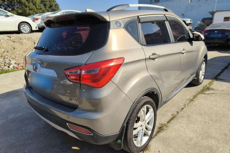 Used Changan CS35 2017 1.6L Manual Luxury Model
