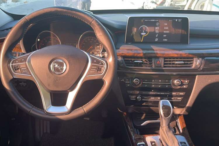 Used Hanteng X7 2016 2.0T DCT Yu Ma Edition
