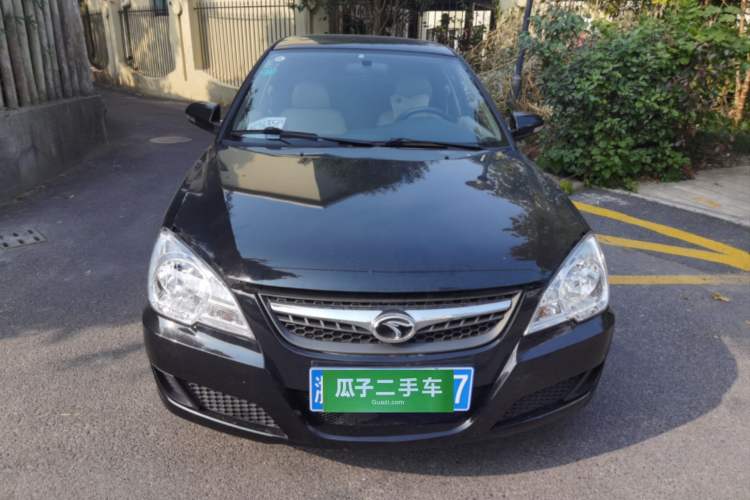 Used Soueast V3 Lingyue 2013 Revised Version 1.5L Manual – Affordable Edition Front