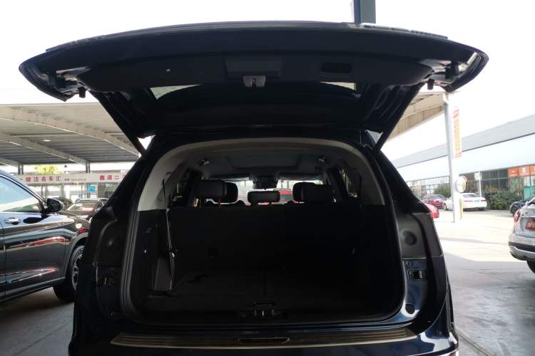 Used JETOUR X90 2021 1.6T DCT Shadow Edition 7-Seater