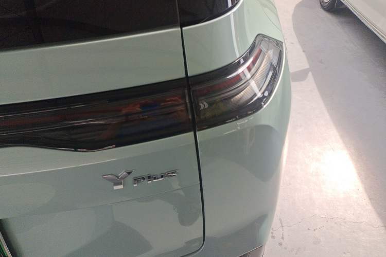 Used AION Y 2022 Plus 70 Smart Edition
