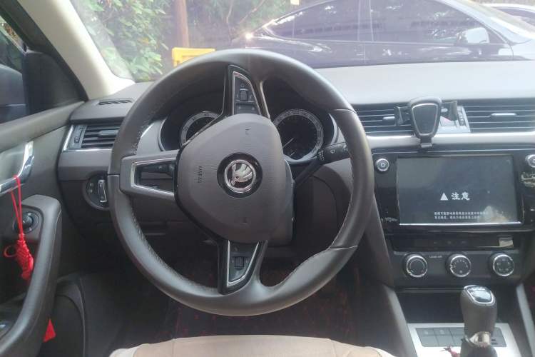 Used Skoda Octavia 2018 TSI230 DSG Luxury Edition