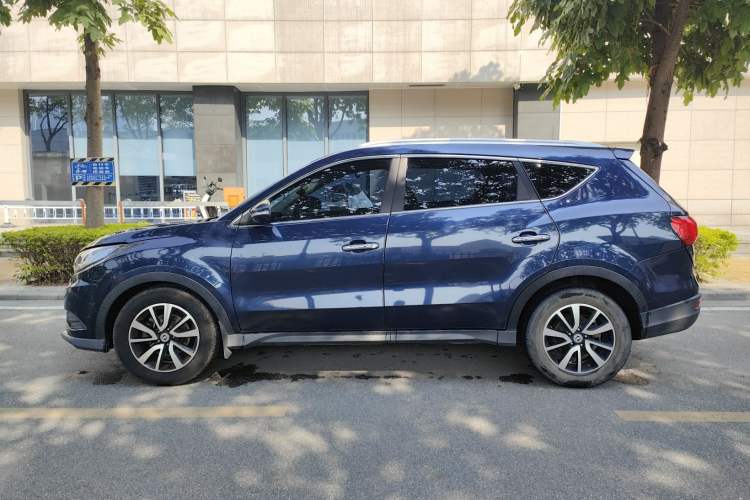 Used Dongfeng Fengon 580 2017 Revised Version 1.5T CVT Luxury Edition