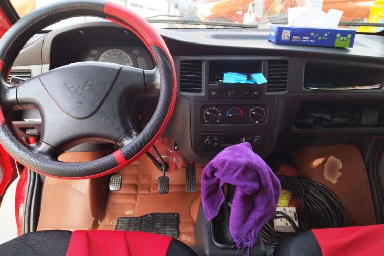 Used Wuling Zhiguang 2020 1.2L Practical Model China VI LSI
