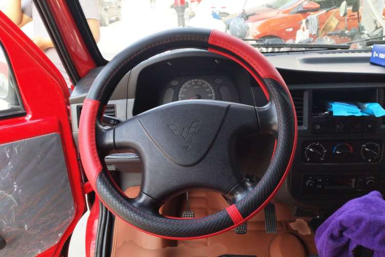 Used Wuling Zhiguang 2020 1.2L Practical Model China VI LSI
