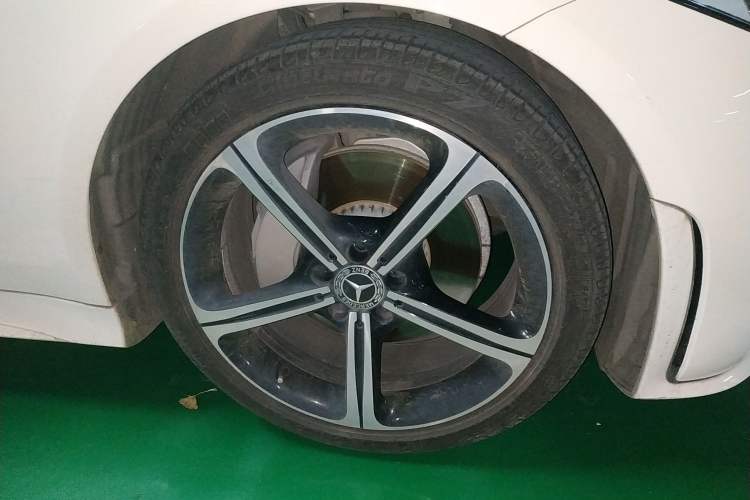 Used Mercedes-Benz CLS 2018 CLS 350 4MATIC
