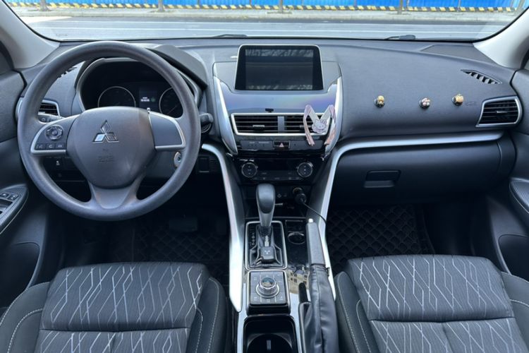 Used Mitsubishi Eclipse Cross 2019 1.5T CVT Two-Wheel Drive Fearless Edition China VI Standard
