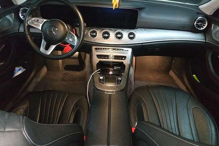 Used Mercedes-Benz CLS 2018 CLS 350 4MATIC
