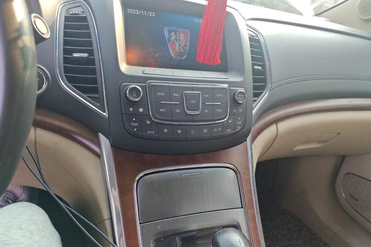 Used Roewe 950 2012 2.4L Luxury Executive Edition
